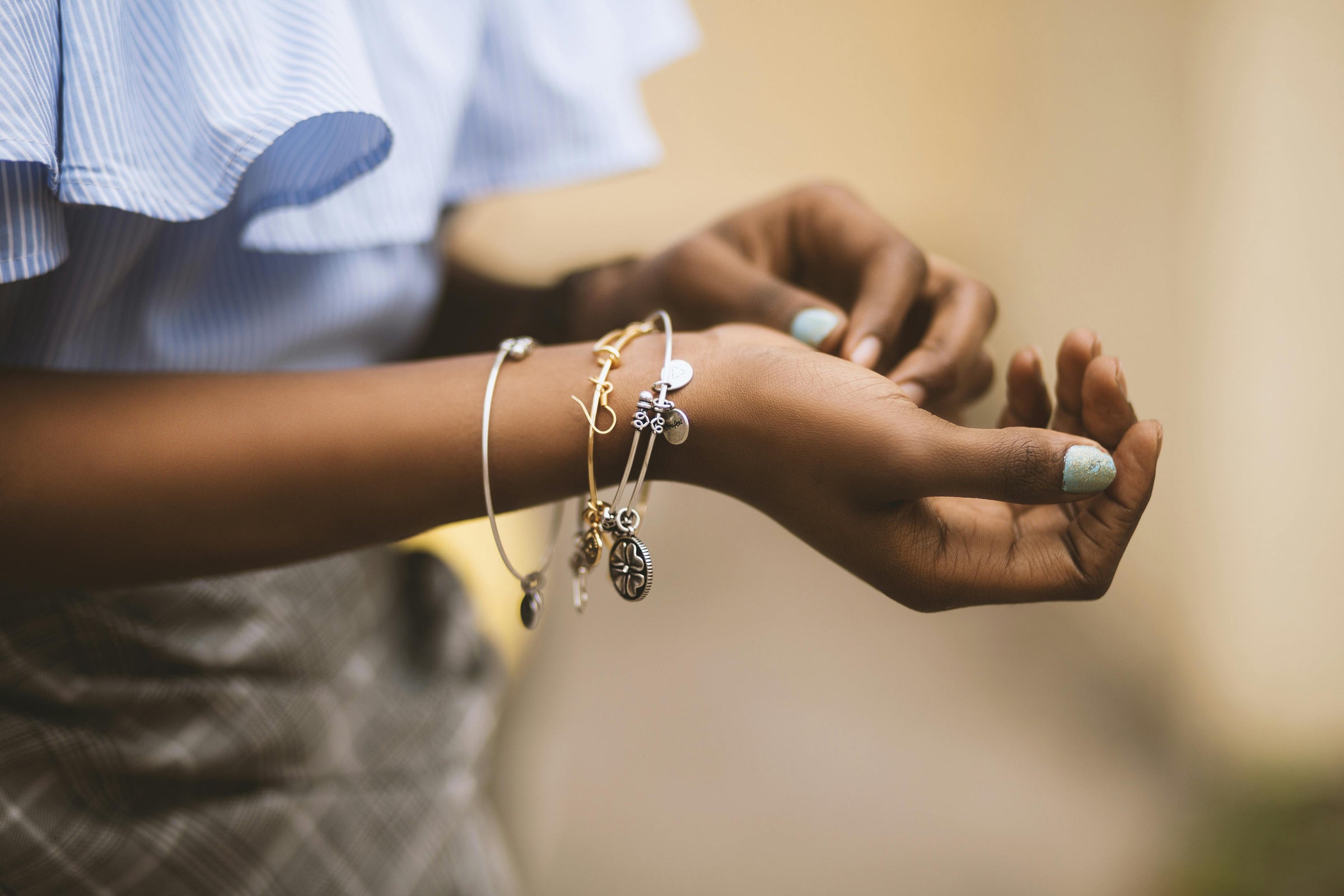 Bracelet Size Guide 2025: Measure Your Wrist, Pick Your Fit, Love the Wear