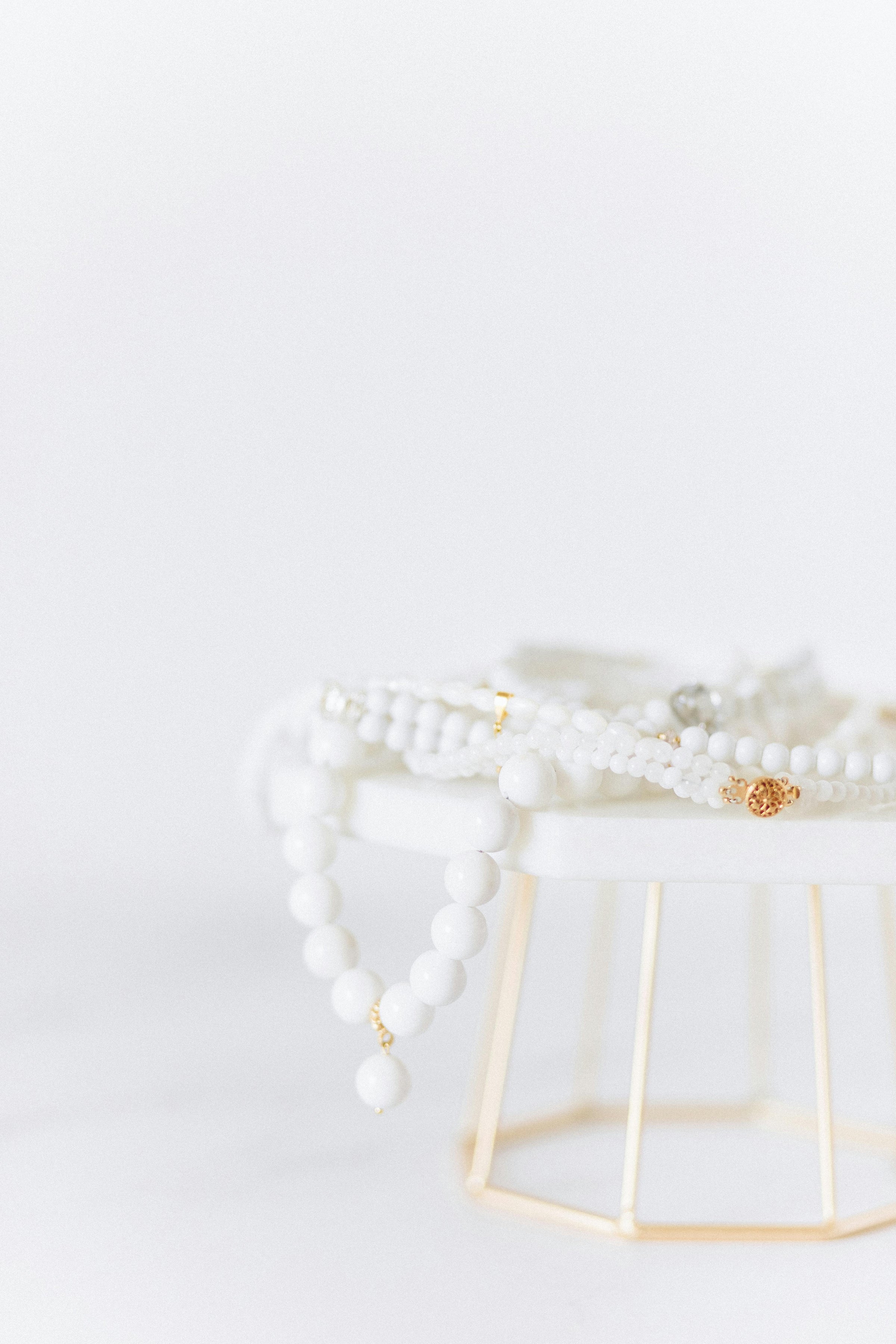 Freshwater Pearls, Decoded: The 2025 Buying & Care Guide