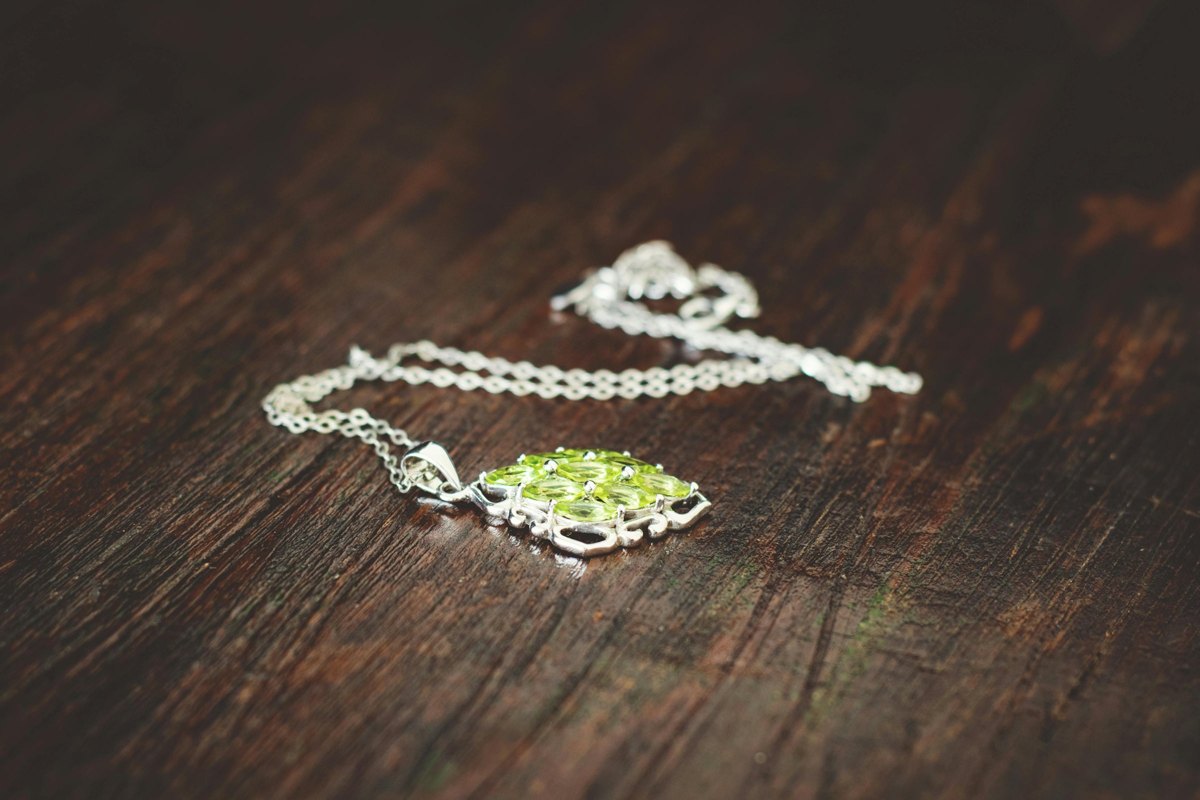 Rhodium Plating, Decoded: Why It’s Used on White Gold and Silver, How Long It Lasts, and the Care That Keeps It Bright
