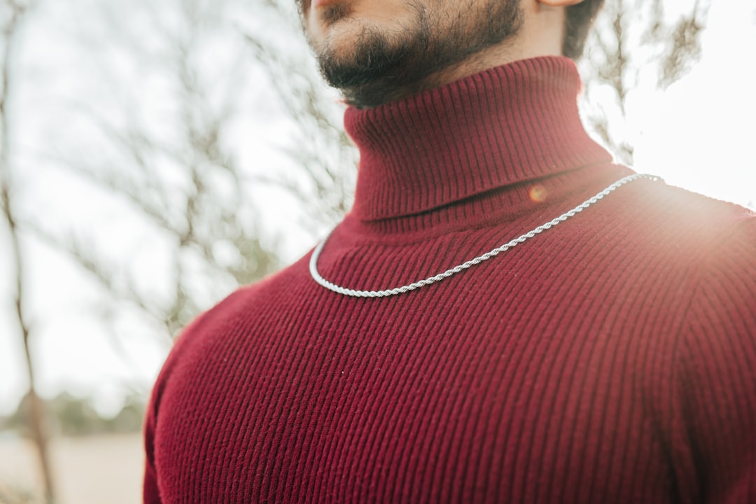 Shop Smart: Finding Your Ideal Men's Silver Chain