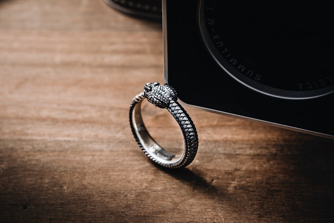 Beyond the Stone: Choosing the Right Engagement Ring Setting