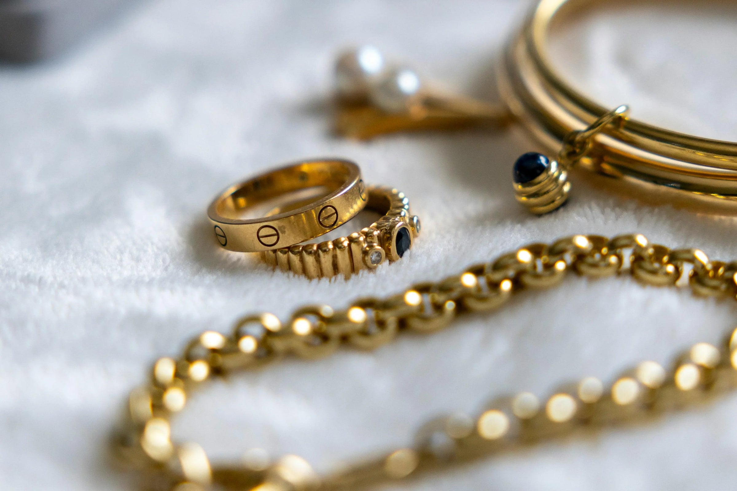 Solid Gold Jewelry: 14K vs 18K vs 24K