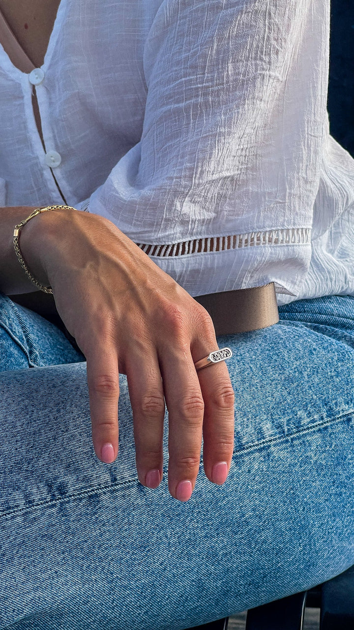 The Beaumont Silver Signet Ring