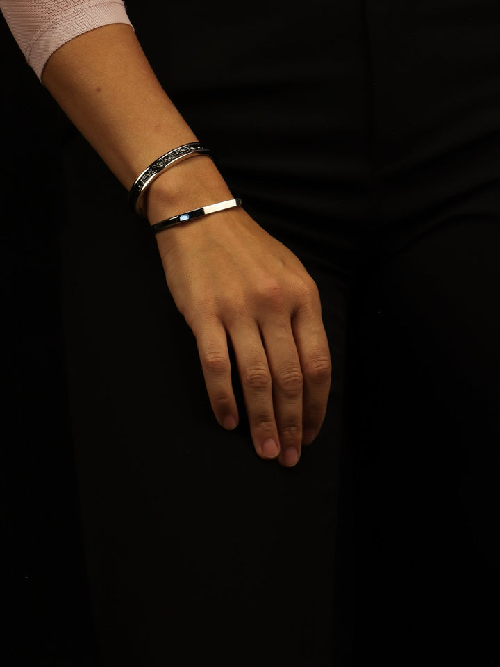 The Silhouette – Sterling Silver Cuff