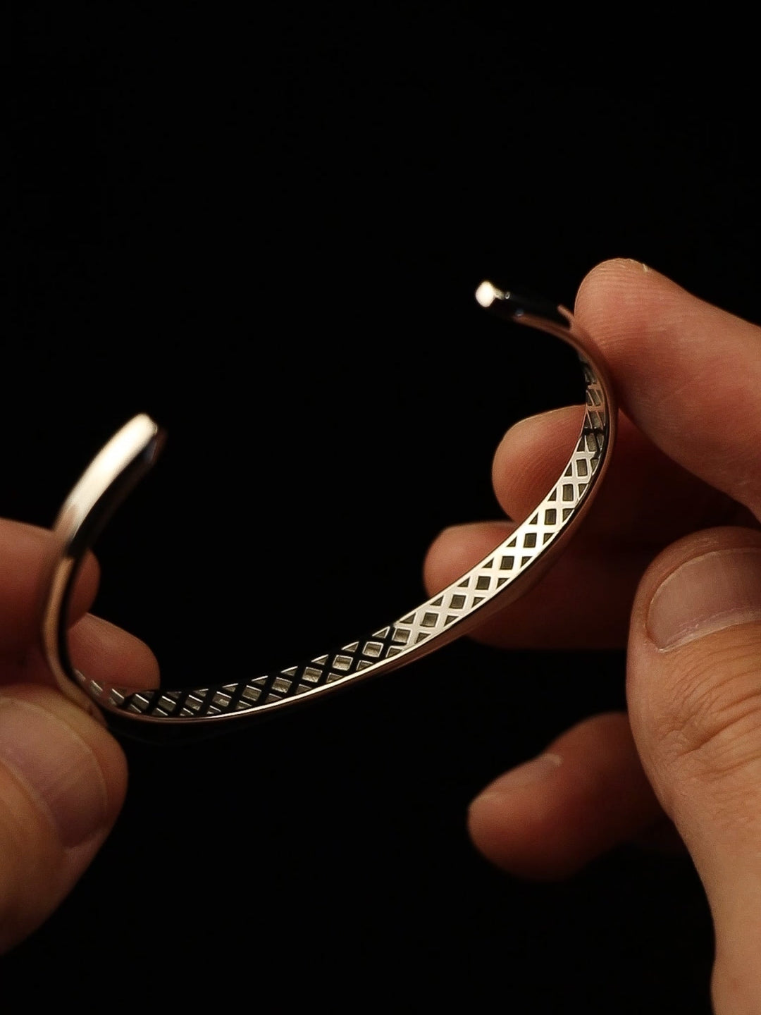 The Silhouette – Sterling Silver Cuff