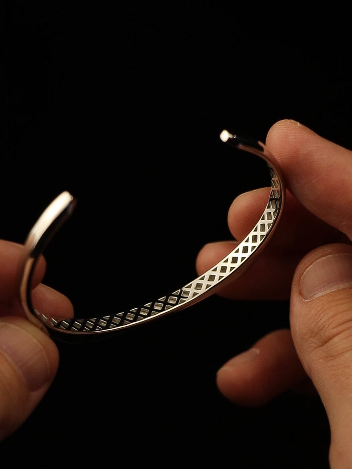 The Silhouette – Sterling Silver Cuff