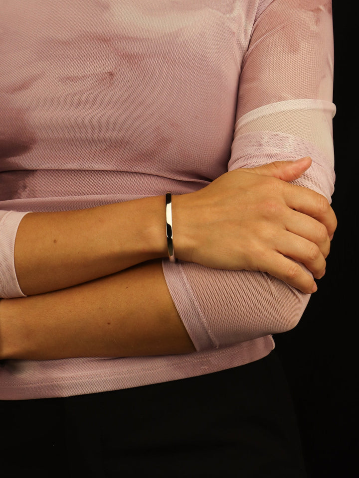 The Silhouette – Sterling Silver Cuff