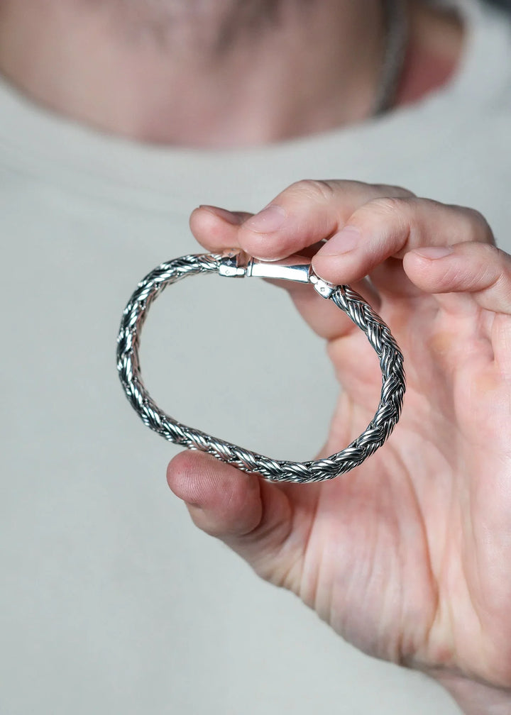 Bali Silver Bracelet (9 mm)