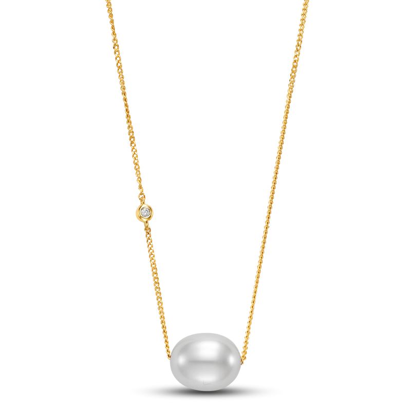 Gold necklace with a pearl and a diamond
