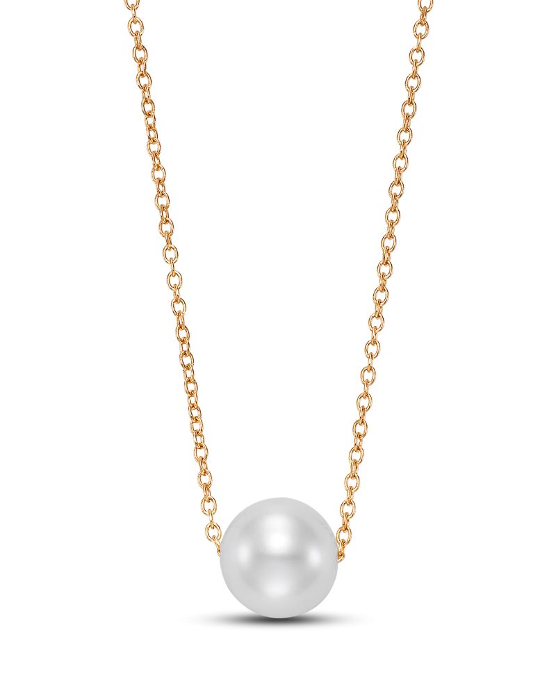 Pearl necklace in gold chain