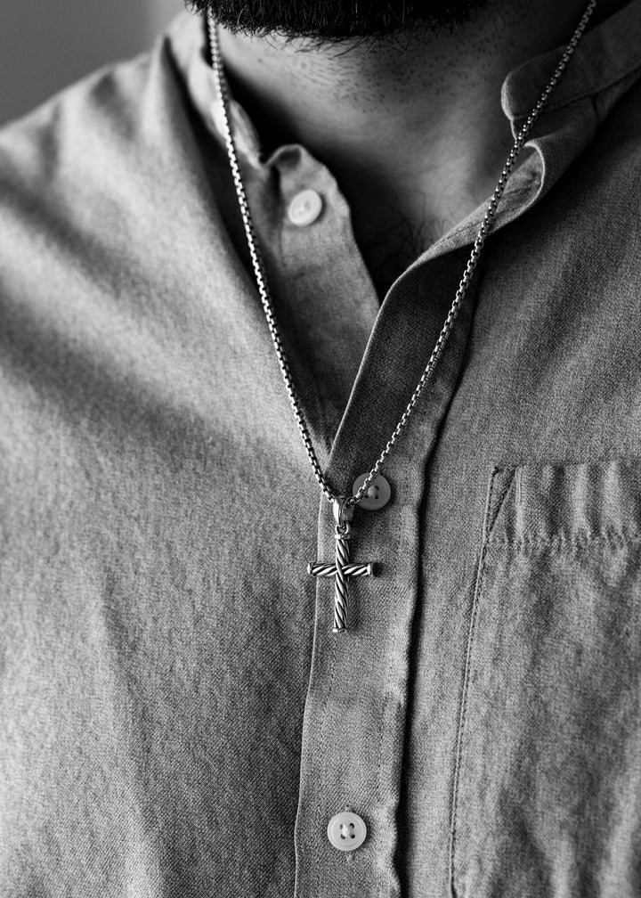 14k Yellow Gold Cross Pendant