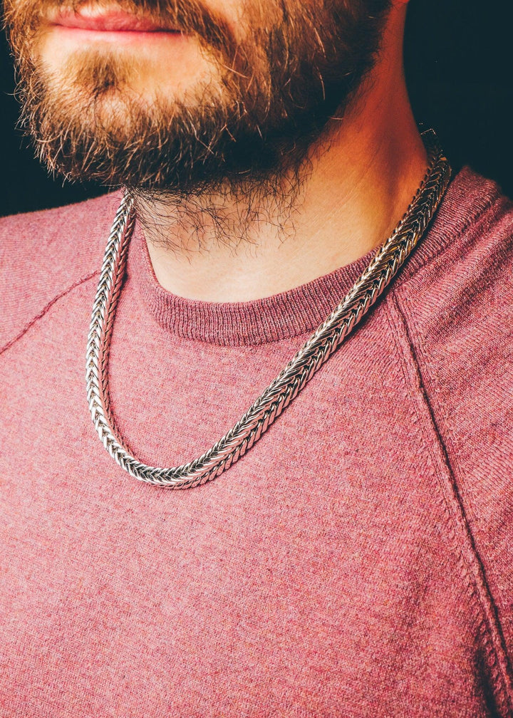 Heavy silver foxtail necklace (10 mm)