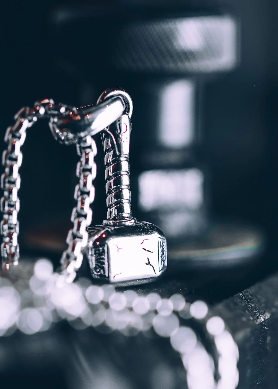 MJÖLNIR Silver Pendant