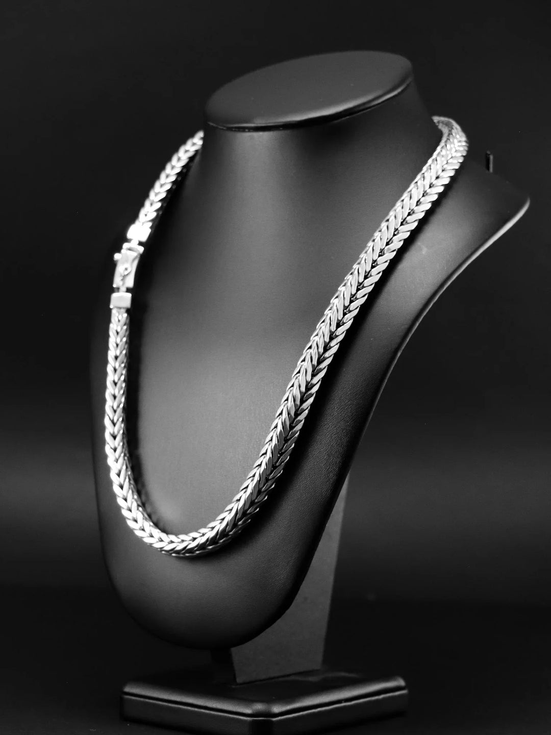 Heavy silver foxtail necklace (10 mm)