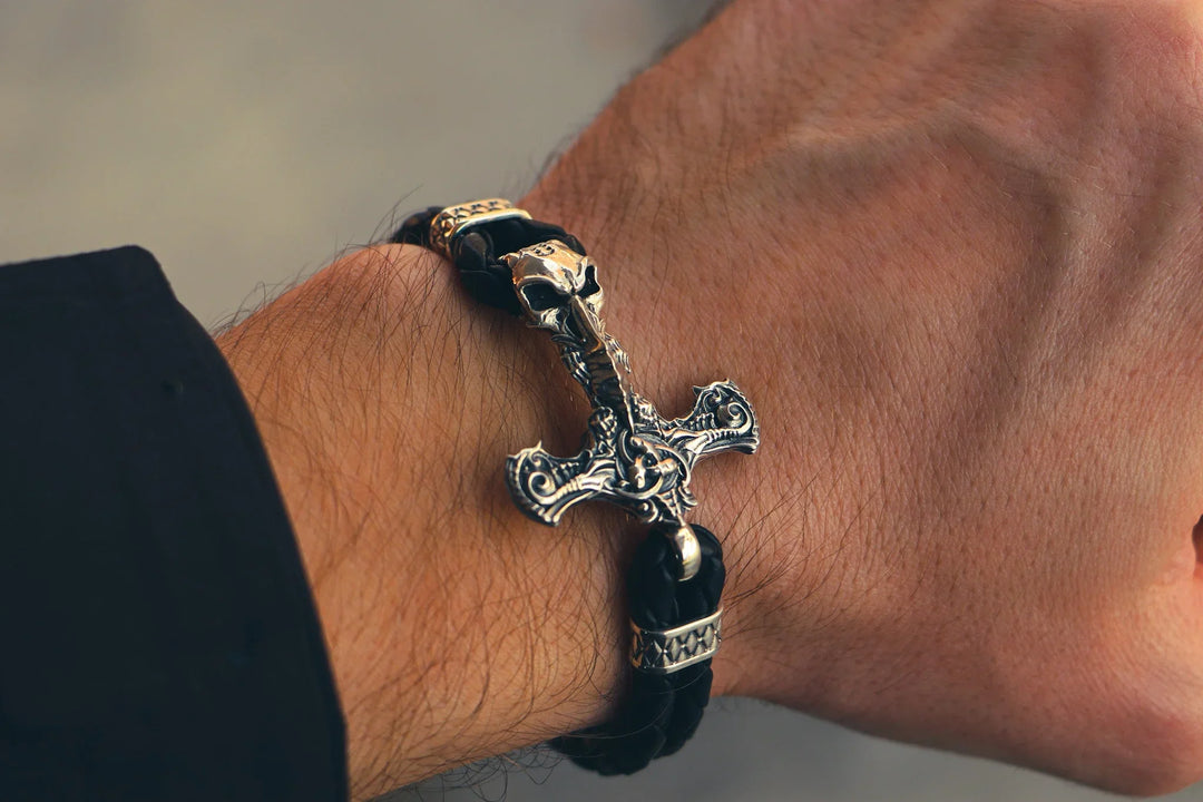 Skull hammer leather bracelet