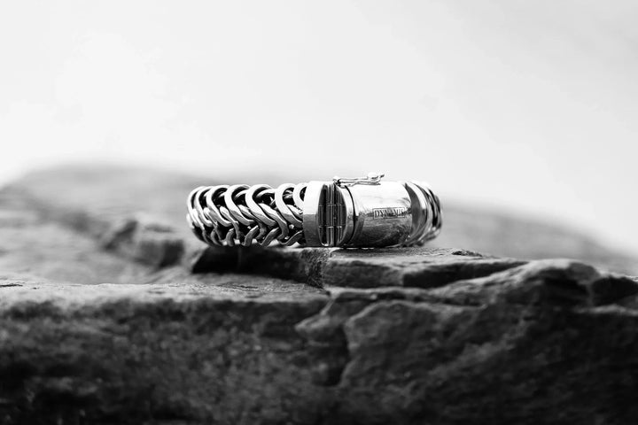 Persian chunky Silver Bracelet (20 mm)