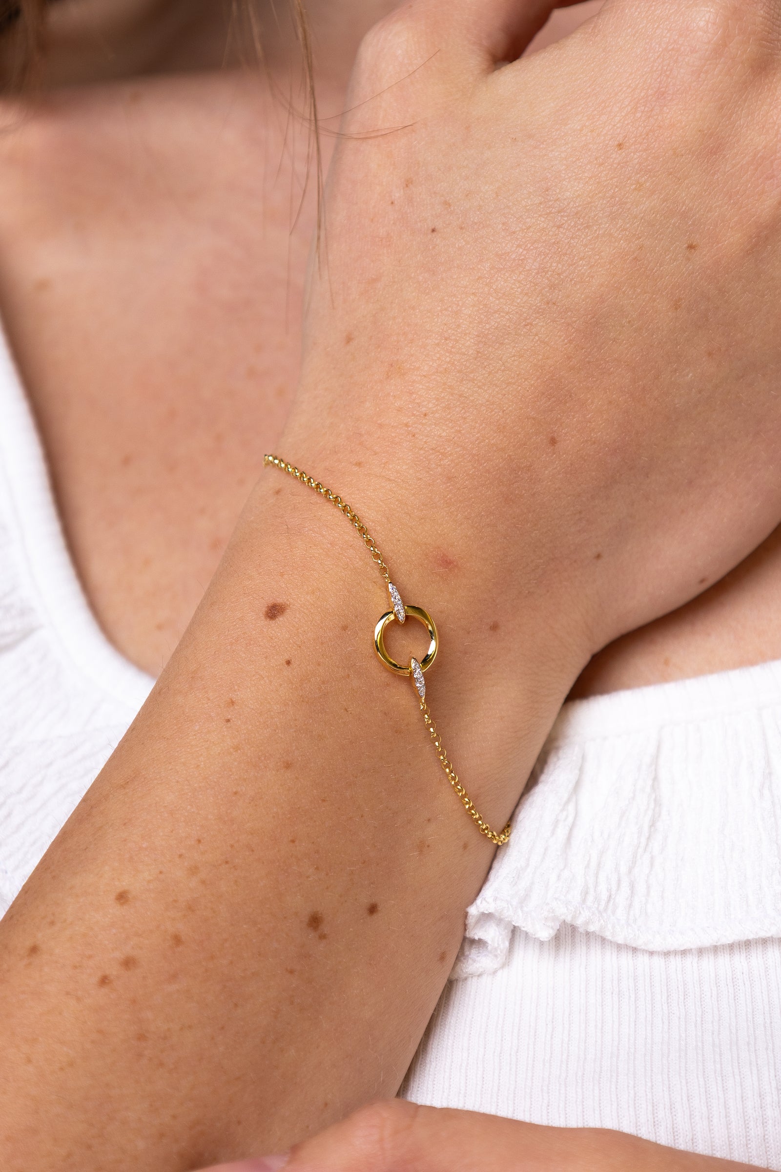 Women wearing diamond-yellow-circle-bracelet