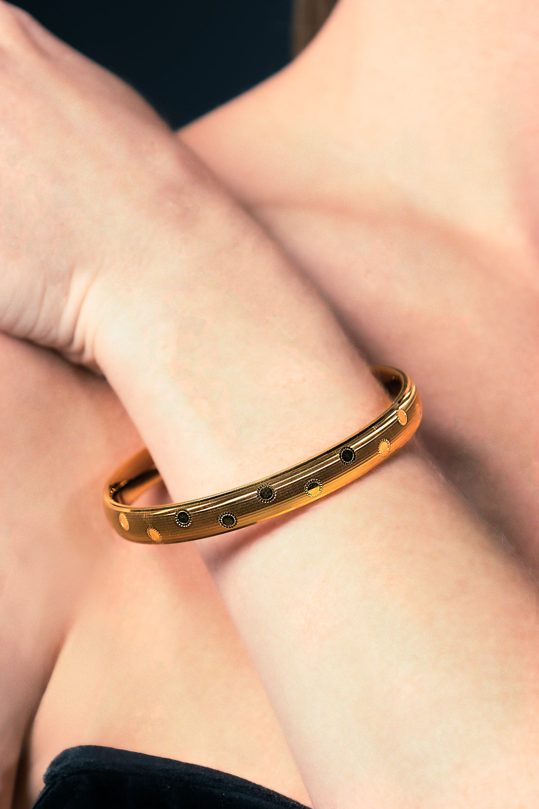 2.3in 24K Gold Spotted Bangle Bracelet